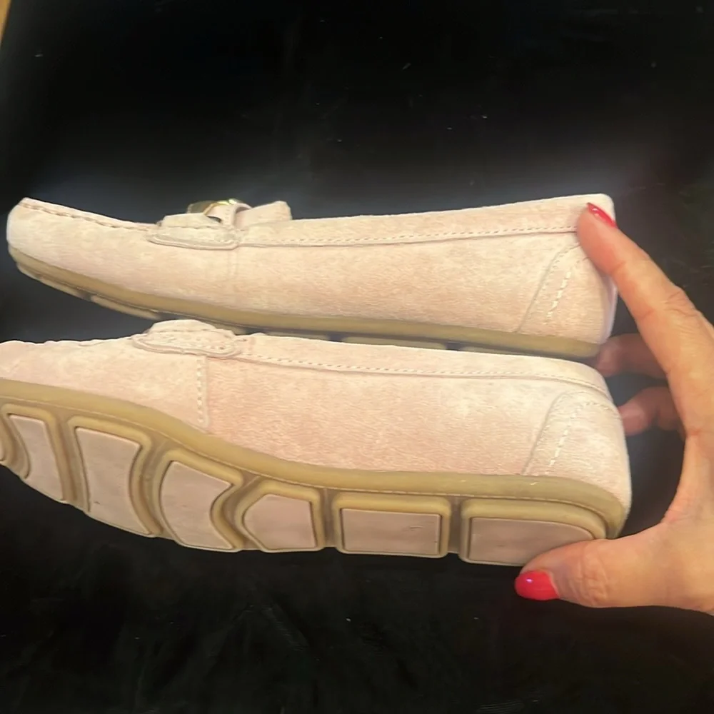 White Mountain 6M Scotch Pink Leather Loafers with Gold Horse Bit